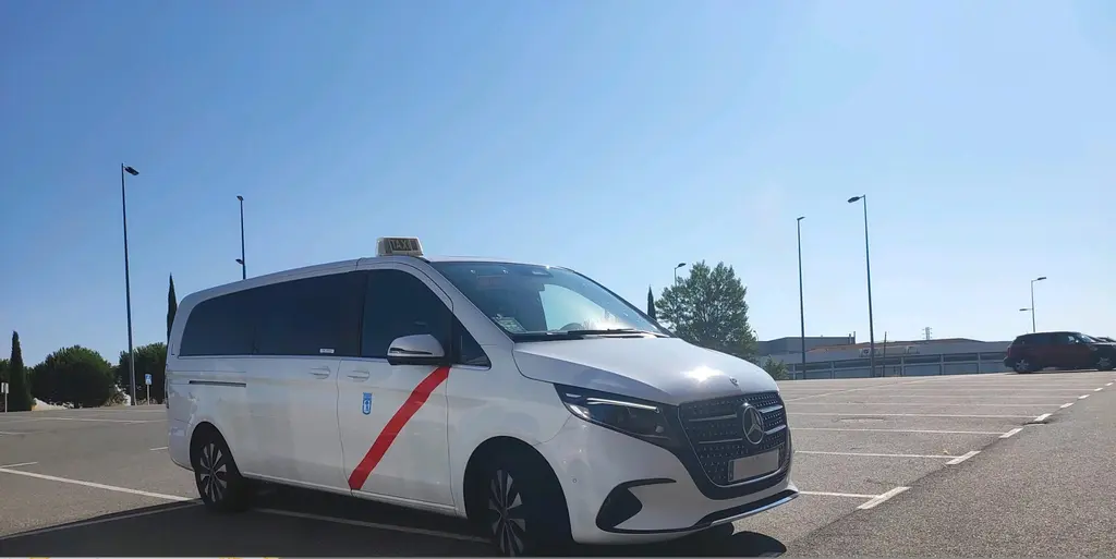 Mercedes V250D V Class a la espera